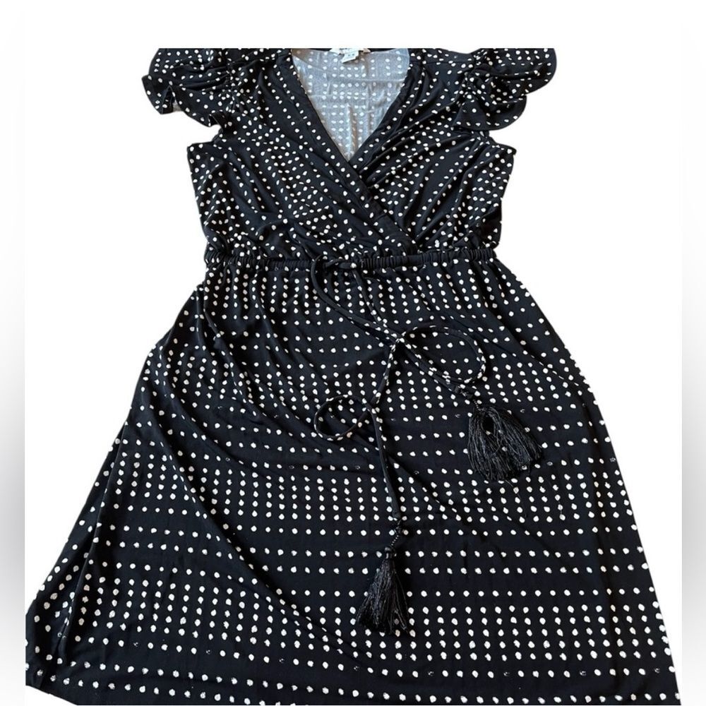 Tommy Bahama Dunmore Dot Black Dress Tassel Ties Size Medium Summer Boho
Resort